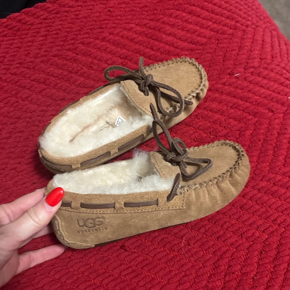 UGG Kids Tan Suede Slippers NWOT